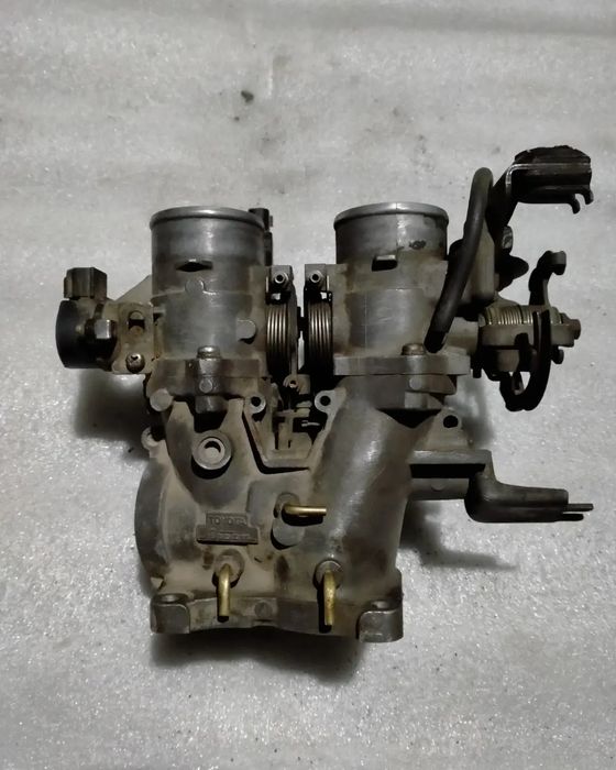 Дросельная заслонка