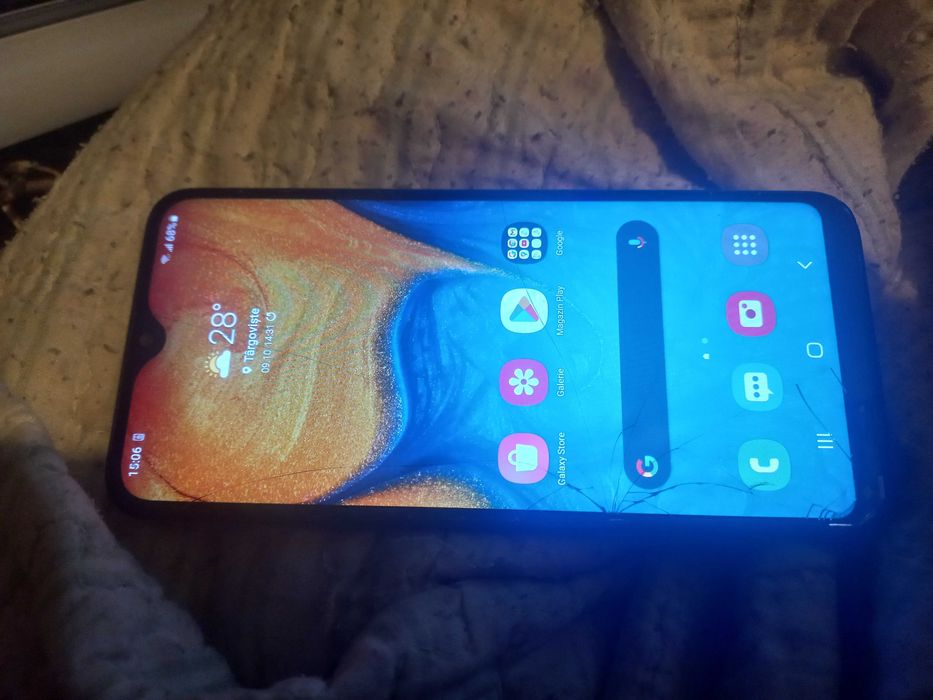 Samsung A20e, functional, dual sim,75ron