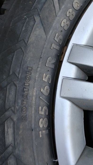 Продам шипы 185.65.R15