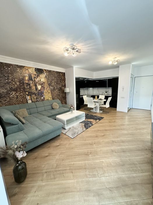 4 city apartament 3 camere de inchiriat proprietar