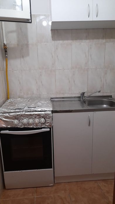 Garsoniera de vânzare