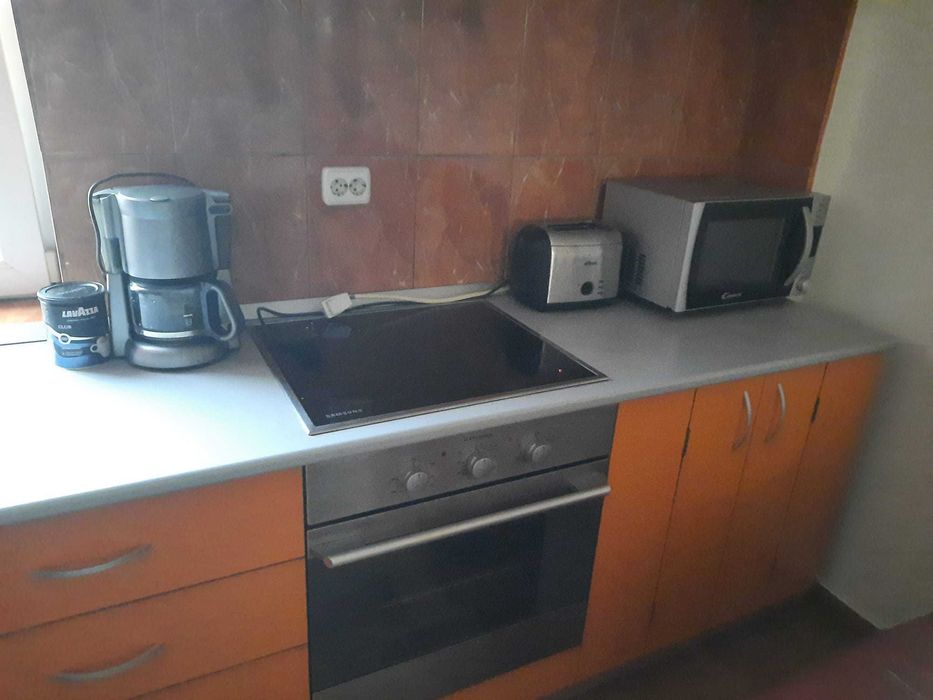 Inchiriez apartament 2 dormitoare si living cu bucatarie in Cantemir