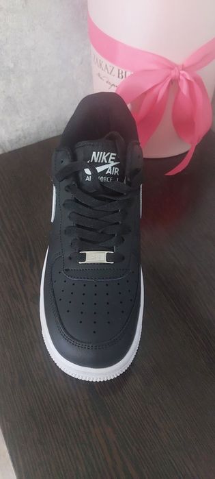 Продам новые кросовки!