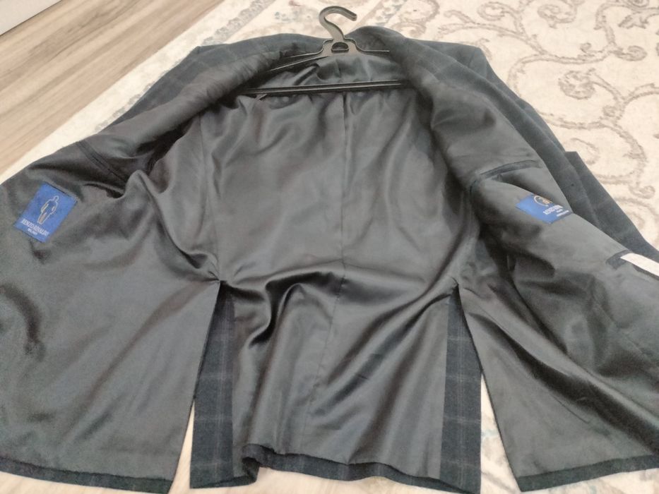 Пиджак и рубашка