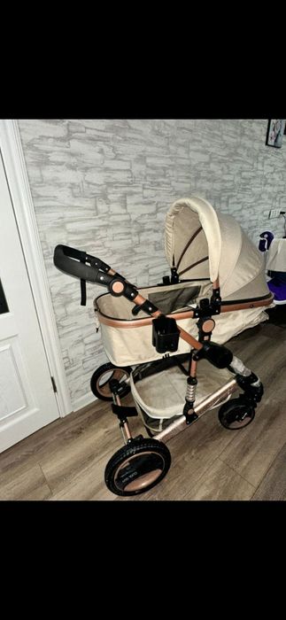 Детское коляска.