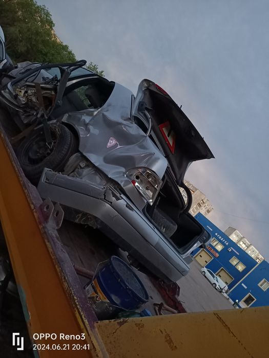 Мерс лупарь 210 по запчастям