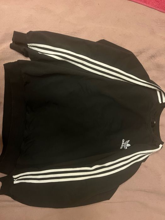 продам лонгслив адидас