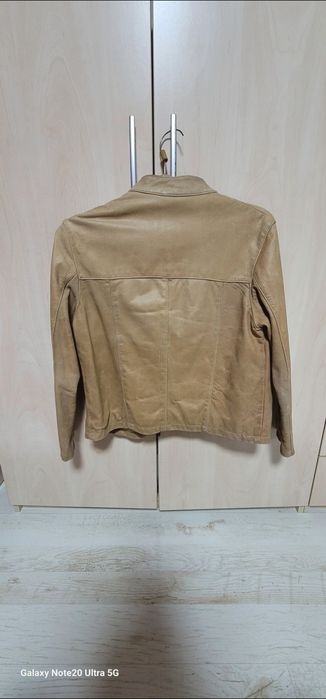 Продавам кожено яке,естествена кожа