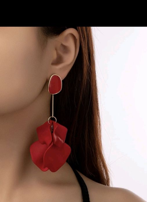 Красиви големи обеци - цвят Бургунди