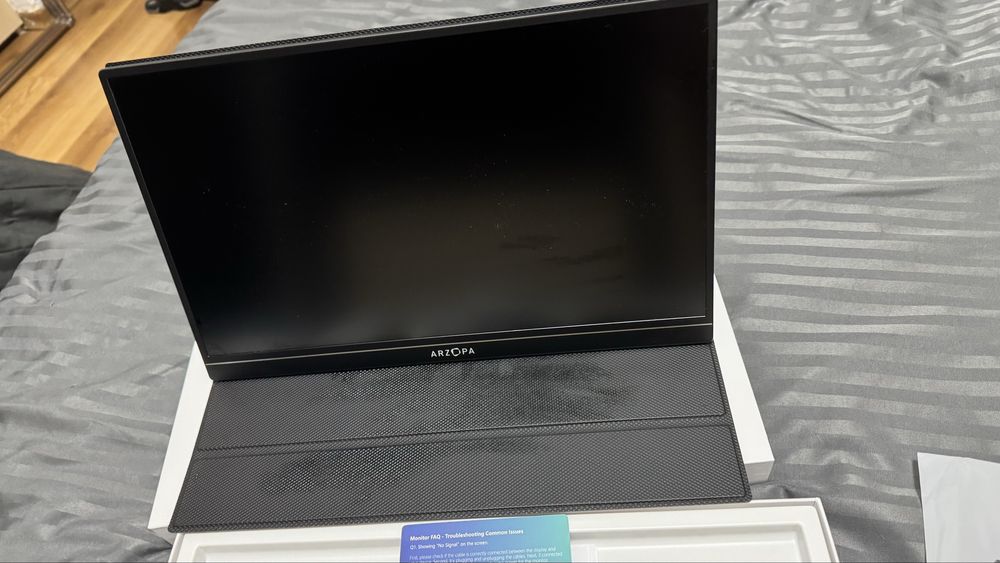 Monitor Portabil ARZOPA 15.6" Full HD (1080p)