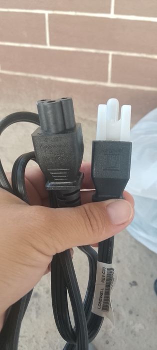 Кабель новый продам