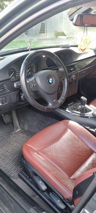Bmw seria 3 din 2011