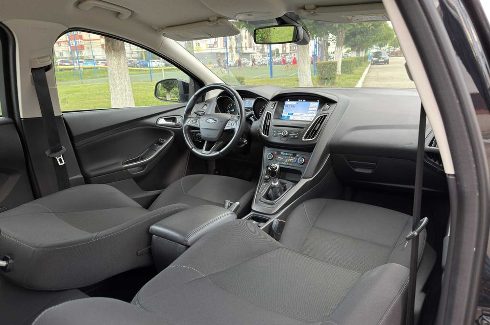 Vand Ford Focus III Facelift - Posibilitate Rate