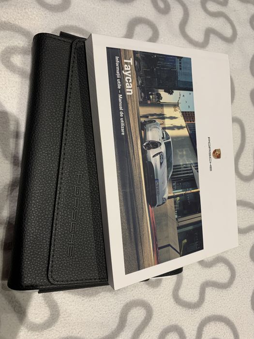 Mape auto carti originale piele auto AUDI, BMW, PORSCHE si manualele