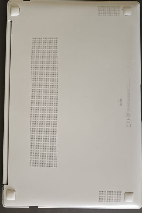 Galaxy book pro 13.3, i5 11th, 8gb, 512gb, 860gram