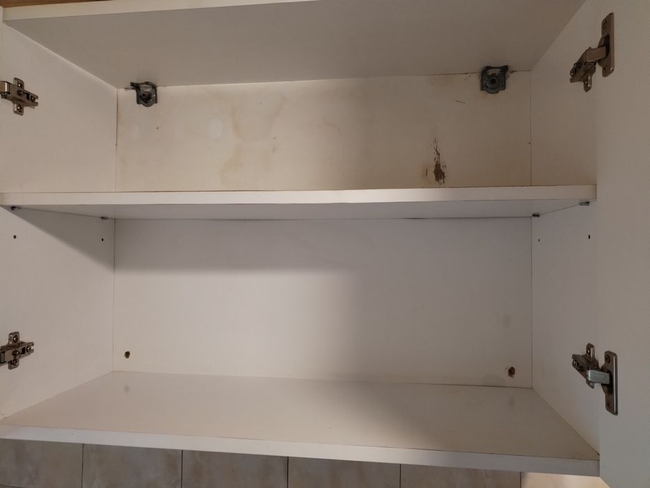 2  dulapuri suspendate bucătărie