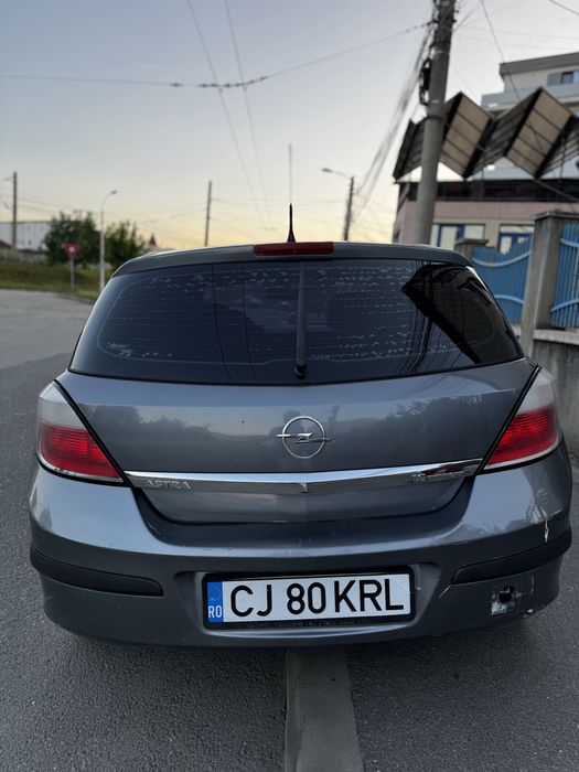Opel Astra H 1.6 i 2004
