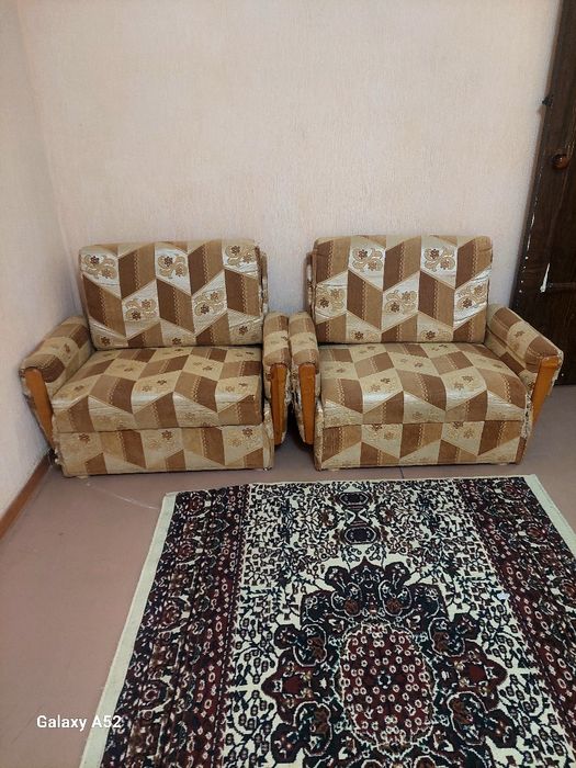 Продаются два кресла