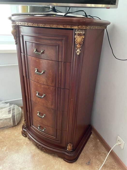 Комплект комод+витрина в гостиную