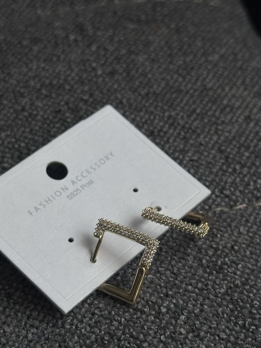 Продаются серьги