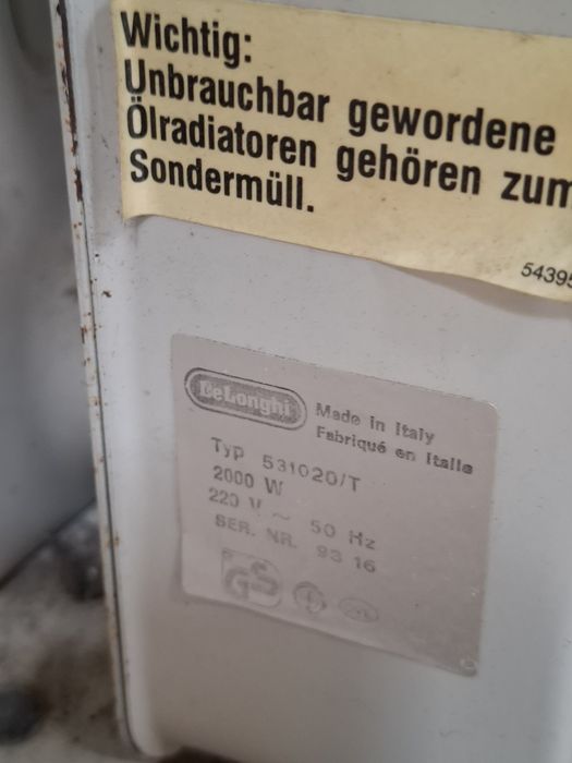 Продавам маслен радиатор Delonghy.