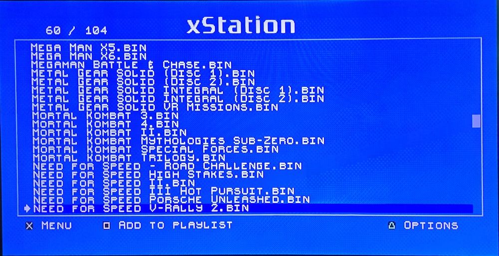 Consola PlayStation 1 modata XStation cu 104 jocuri