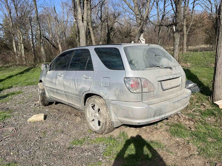 Lexus RX300 на части
