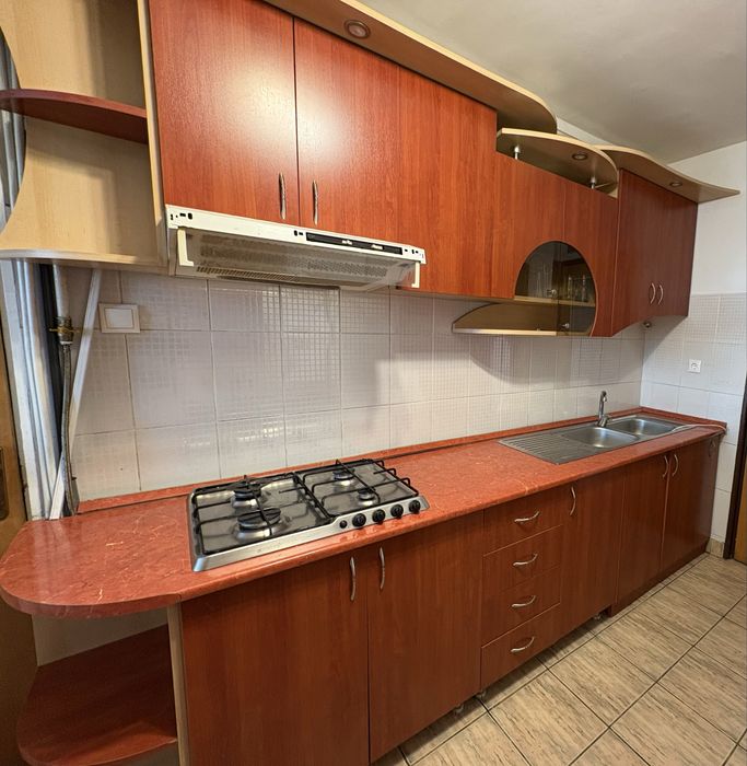 Vand tot ce se vede in poza ( astept oferte )