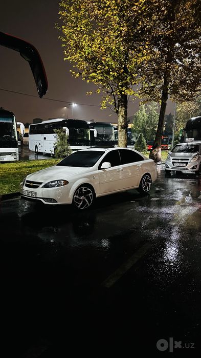 Lasetti jentra qlingan