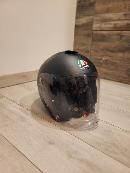 Vand casca moto AGV