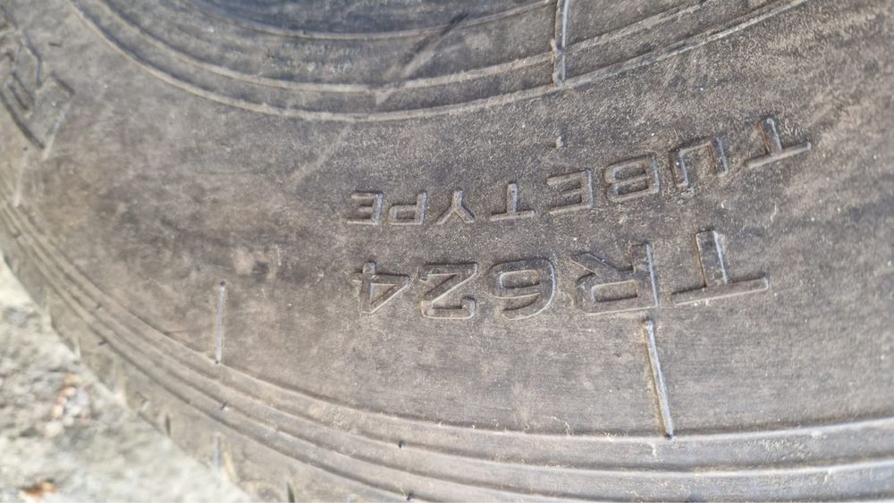 Покрышки ,б/у для автобуса (costra)