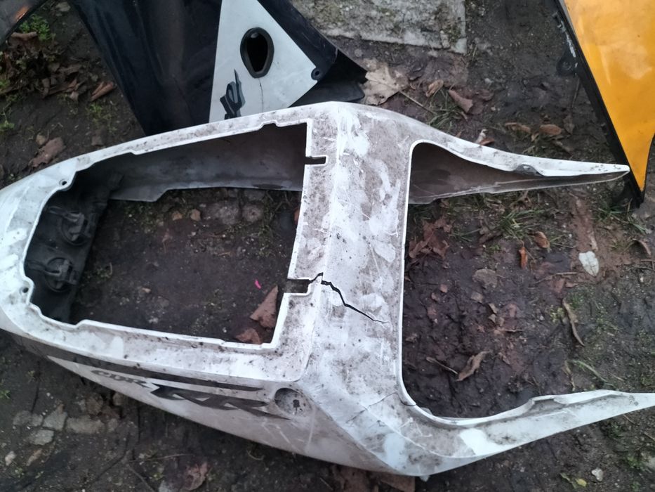 Спойлери за Honda 929 и резервоар за Honda  919