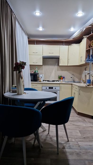 Продам кухонный гарнитур