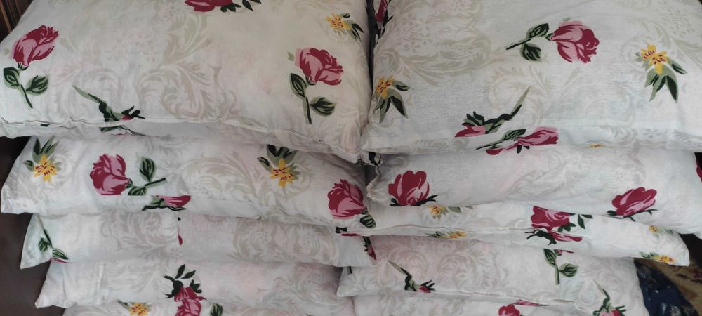 Подушка.Турк акрил.Практичный Студентлар ва Уй учун жуда к,улай.