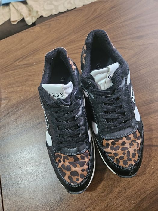 Дамски маратонки Guess