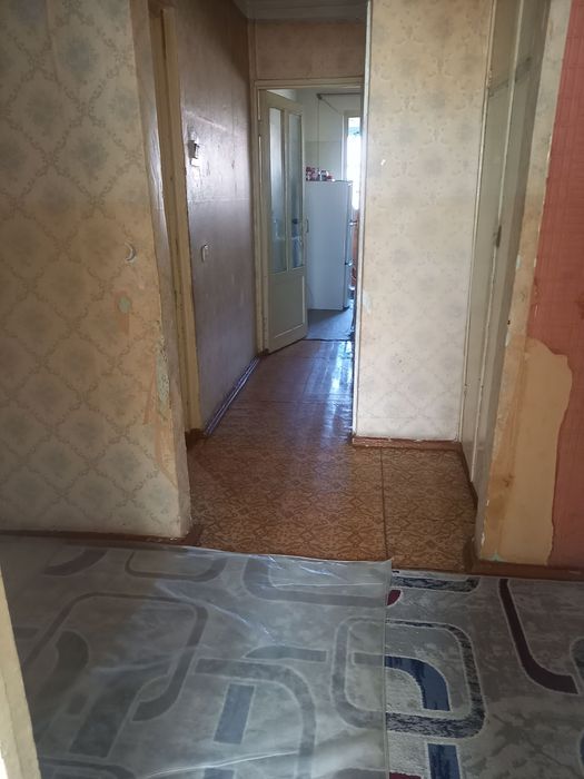 Uy sotiladi Boʻstonliq tumani Gʻazalkent shahri Qorongʻi bozorda