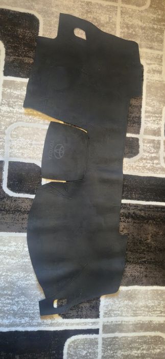 Накидка на панель тойота ипсум