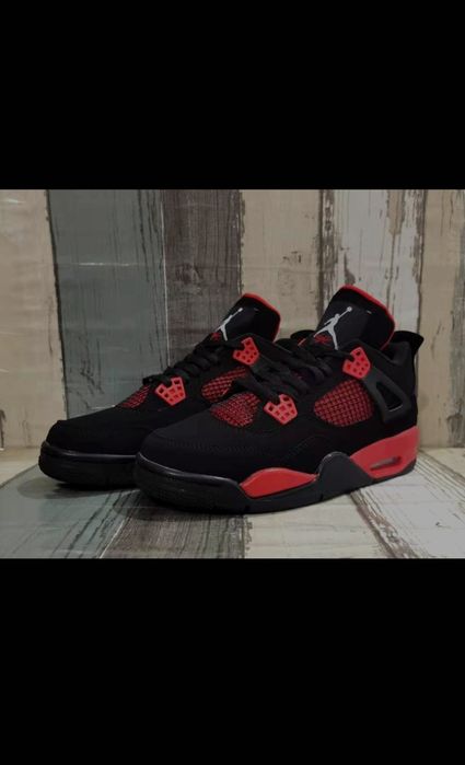 Air jordan 4 Retro Red Thunder