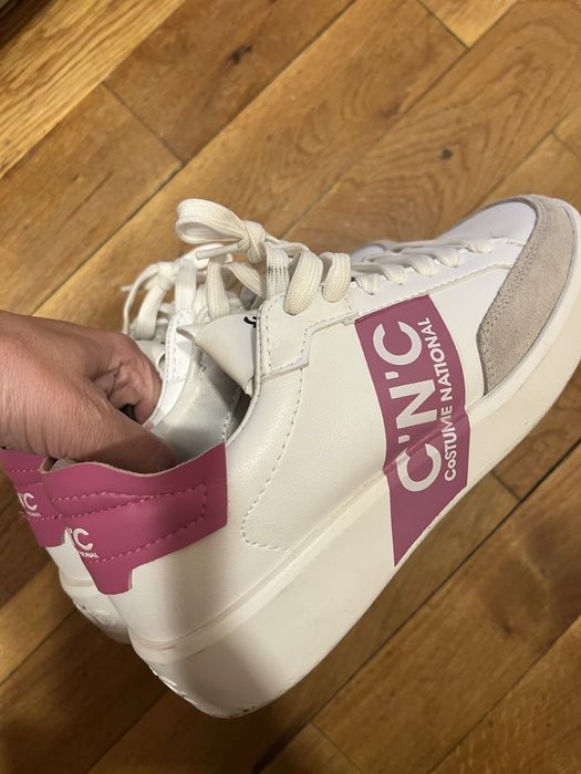 CNC сникърси бяло с розово