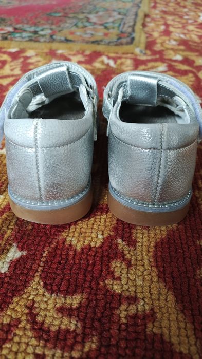 Сандалии для девочки