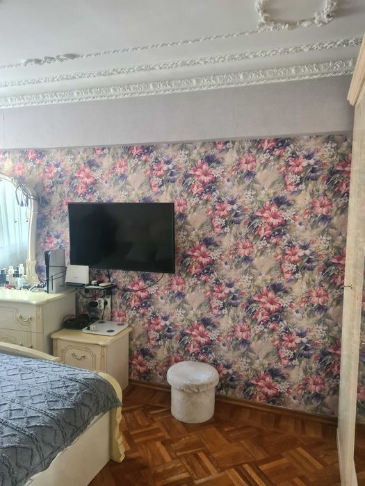 Продаётся 3-комнатная квартира в центре, авторский ремонт