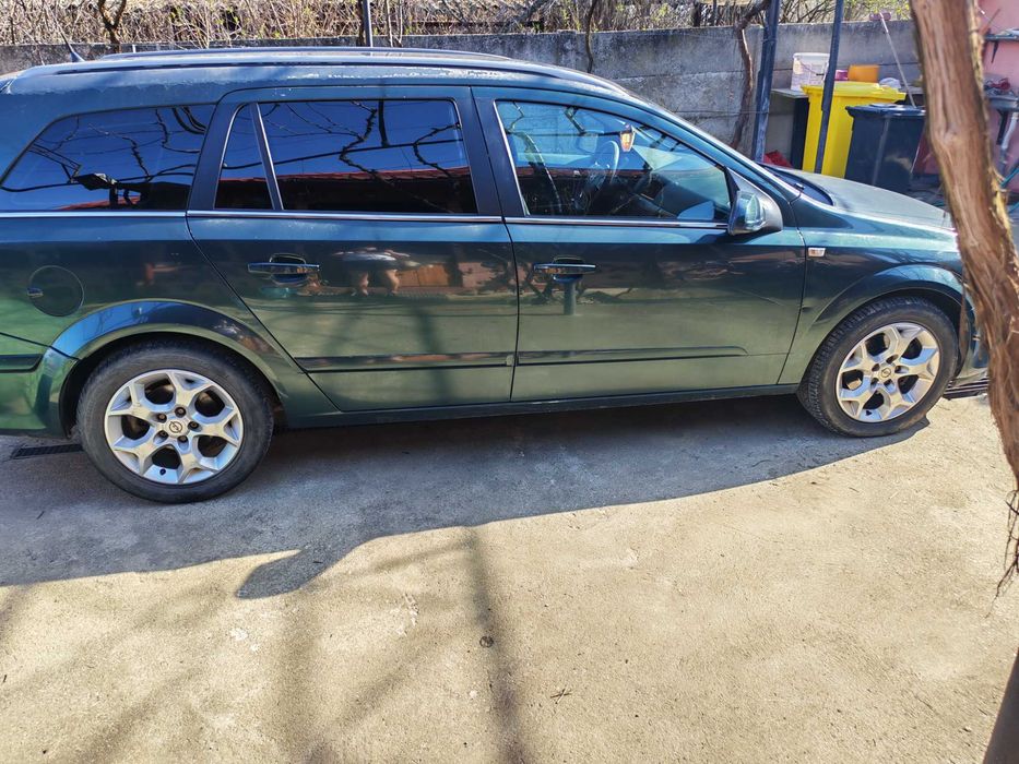 Vând Opel Astra H , preț fix