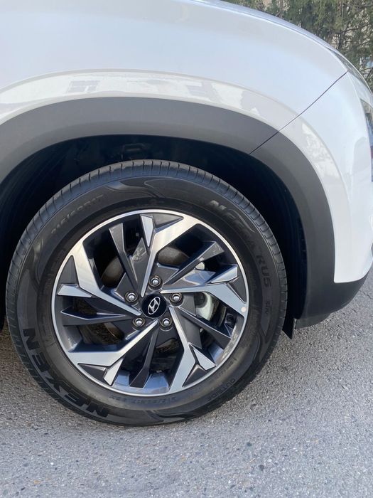 Автошины 215.65.R17