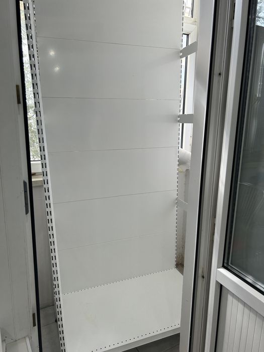 Стеллаж  в хорошем состояний.