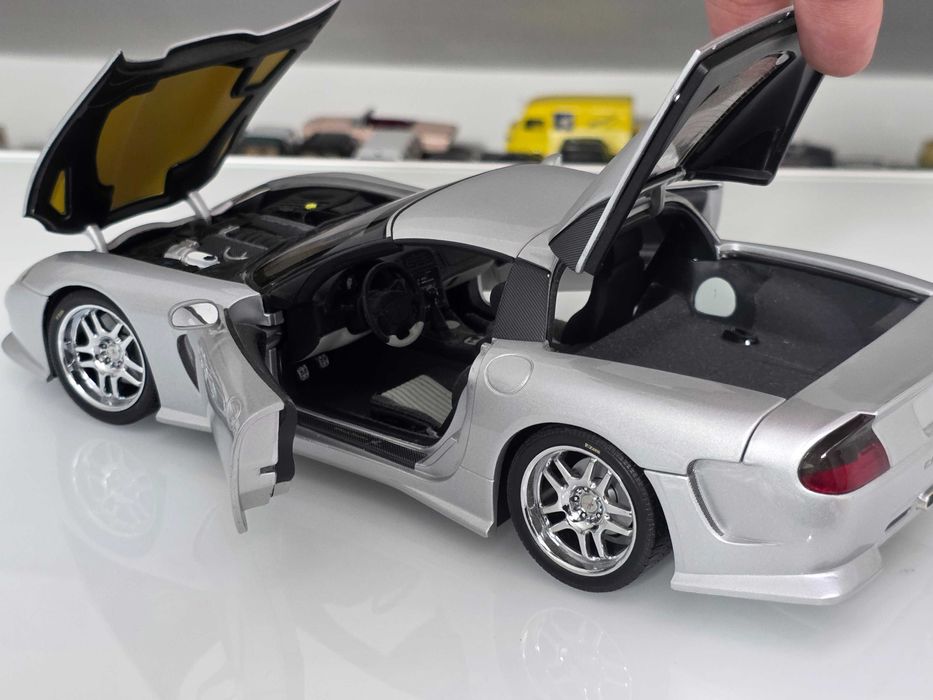 Macheta Auto 1/18 AutoART Callaway C12