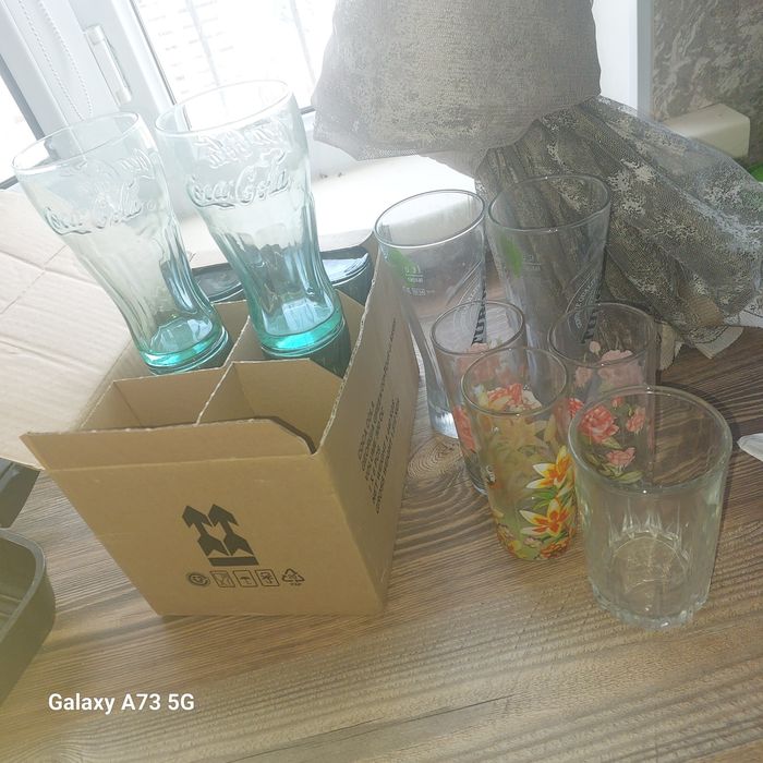 Посуда разная . .