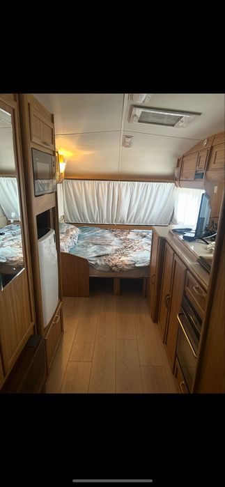 Продавам Каравана на къмпинг Арапя