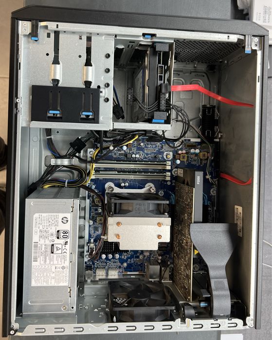 HP Z2 G4 Intel Xeon E-2144G 32GB DDR4 512GB SSD+1TB HDD NVIDIA P2000