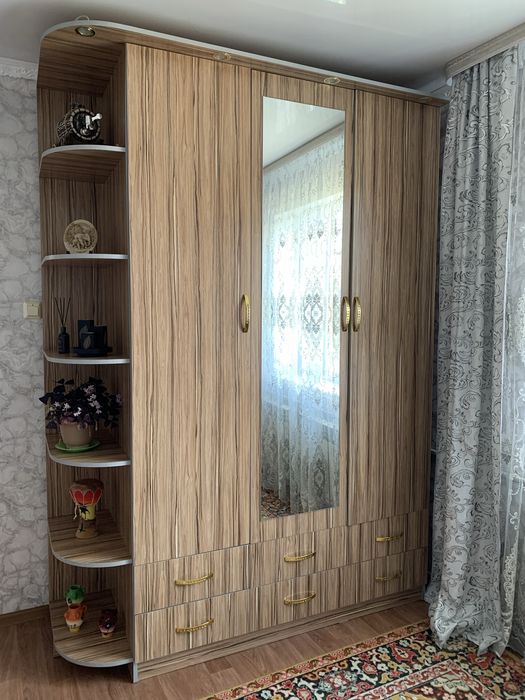 Спальный гарнитур