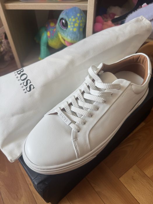 Продам Кеды Boss!